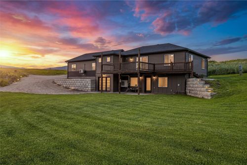 8915 Western Farms Rd, Missoula, MT, 59808-8560 | Card Image