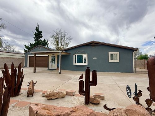 819 Avocado St, Pueblo, CO, 81005-1520 | Card Image