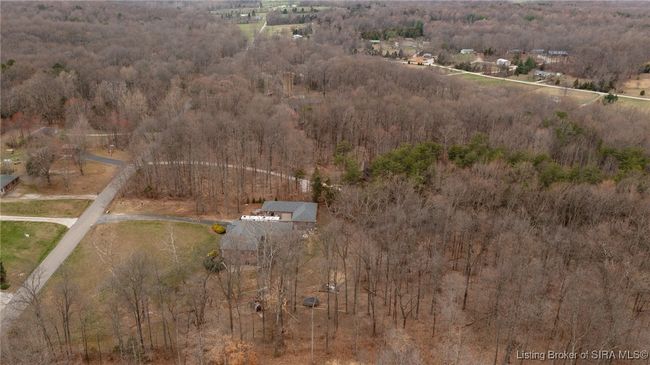 5834 E Bear Creek Rd, Home with 4 bedrooms, 3 bathrooms and null parking in Pekin IN | Image 11