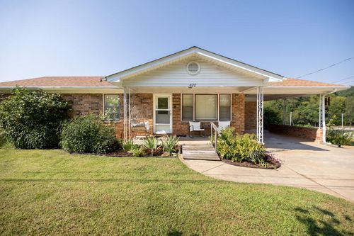 420 Thompson Weiman Rd, Sparta, TN, 38583-2118 | Card Image