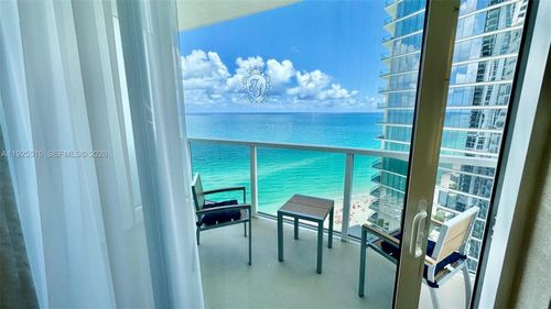 2512-18001 Collins Ave, Sunny Isles Beach, FL, 33160-2722 | Card Image