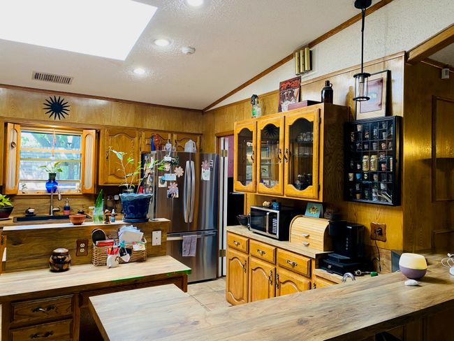 1925 Lytle Trl, House other with 3 bedrooms, 2 bathrooms and null parking in Abilene TX | Image 11