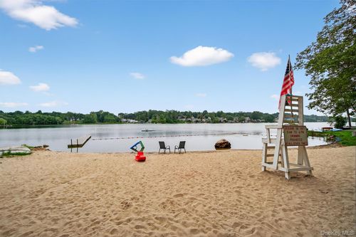 8 Peach Lake Dr, North Salem, NY, 10560-1344 | Card Image