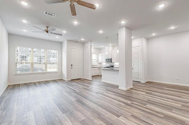 277 Mule Deer Dr, Townhouse with 4 bedrooms, 3 bathrooms and null parking in Little Elm TX | Image 8