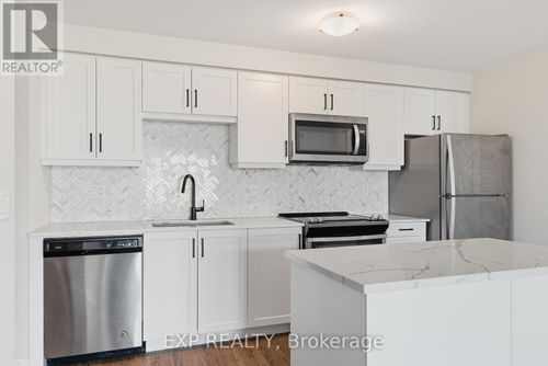 206-195 Commonwealth St, Kitchener, ON, N2E0H5 | Card Image