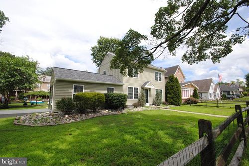 908 Garfield Ave, Palmyra, NJ, 08065-1917 | Card Image