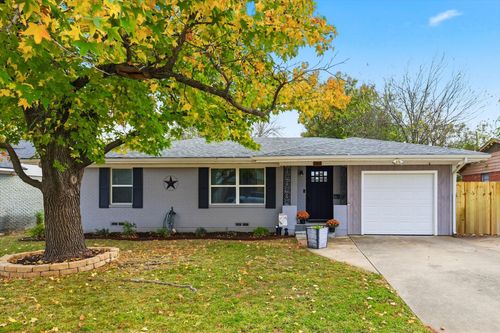 829 Inwood Dr, Mckinney, TX, 75069-4841 | Card Image