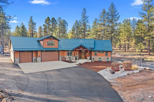 28615 N Milan Rd, Chattaroy, WA, 99003-9652 | Card Image