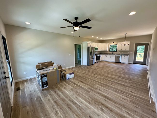 210 Forest Springs Rd, House other with 3 bedrooms, 2 bathrooms and null parking in Scottsville KY | Image 13