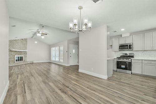 22 Cozumel Cir, Galveston, TX, 77554-9344 | Card Image