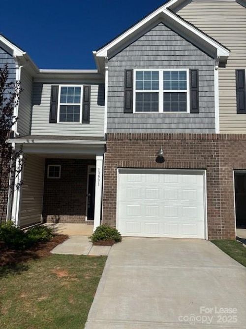13931 Castle Nook Dr, Charlotte, NC, 28273-7489 | Card Image