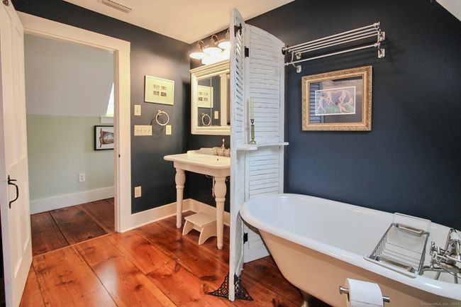 33 Springfield Rd, House other with 5 bedrooms, 3 bathrooms and 5 parking in Somers CT | Image 40