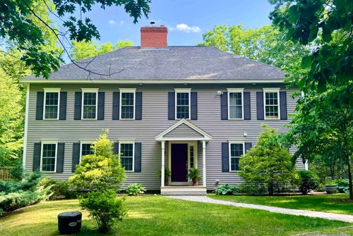 27 Colonel Wilkins Rd, Amherst, NH, 03031-3060 | Card Image