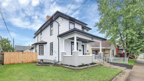 732 Columbus Ave, Washington Court House, OH, 43160-1526 | Card Image