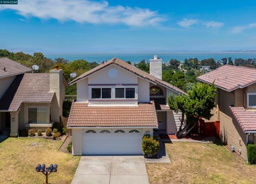 1418 Greenfield Cir, Pinole, CA, 94564-2138 | Card Image