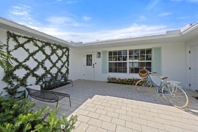 3390 Coral Place, House other with 4 bedrooms, 3 bathrooms and null parking in Tequesta FL | Image 3