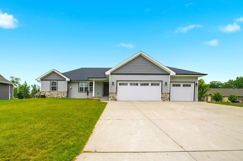 511 Adams Street, Oconto, WI, 54153 | Card Image