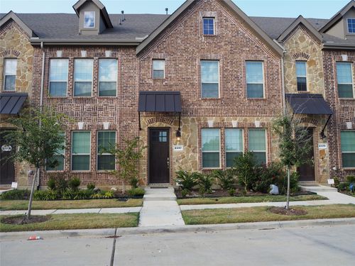 2407 Klamath Dr, Lewisville, TX, 75056-6789 | Card Image