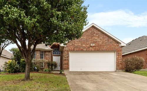 1005 Shortleaf Pine Dr, Arlington, TX, 76012-2571 | Card Image