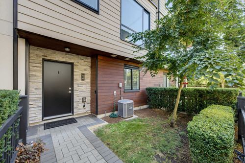 44-15688 28 Ave, Surrey, BC, V3Z0N1 | Card Image