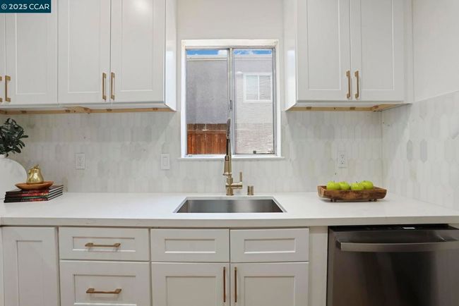 APT-29 - 3712 Willow Pass Rd, Condo with 2 bedrooms, 2 bathrooms and 1 parking in Concord CA | Image 6