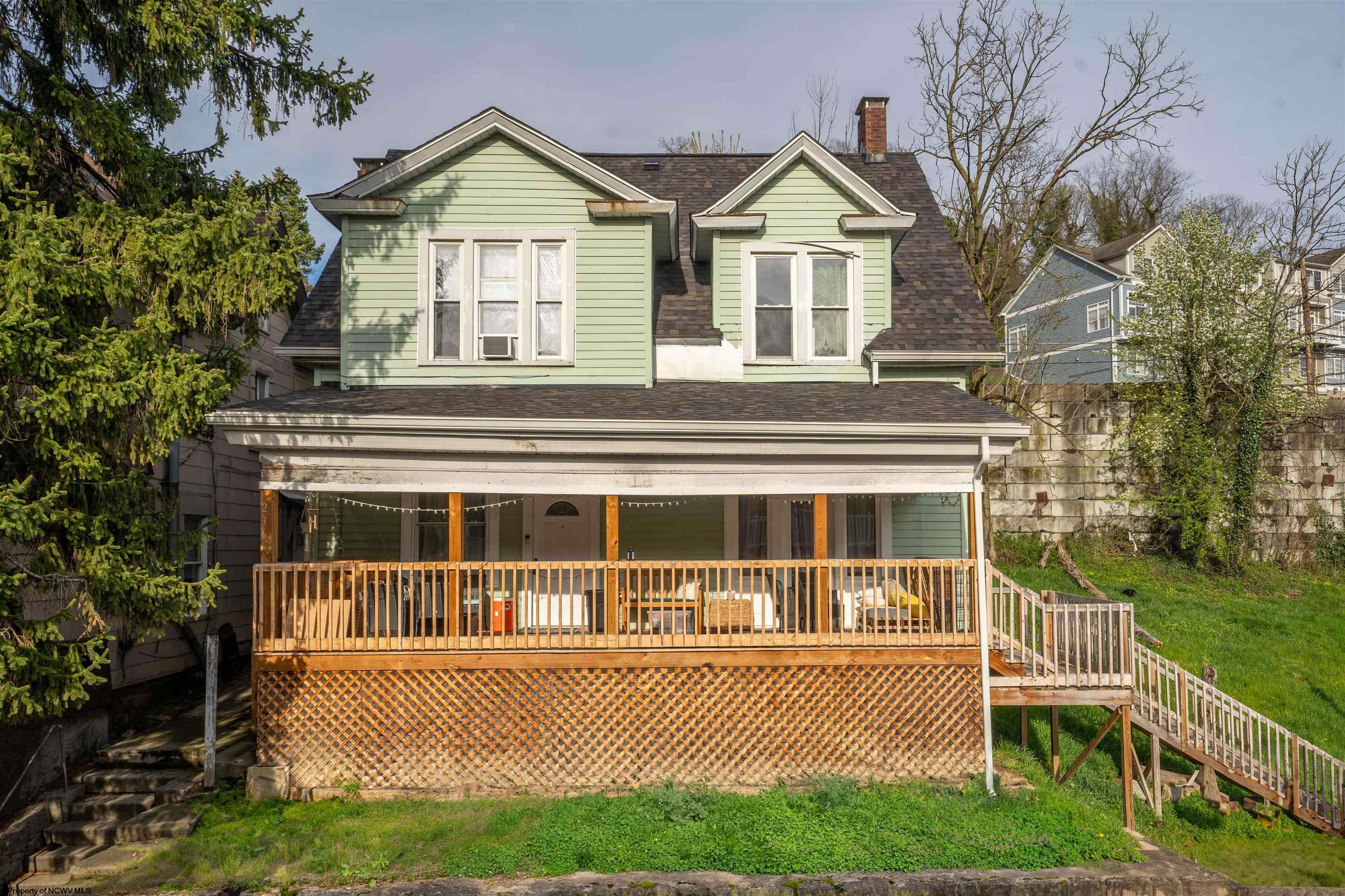 Quay St, Morgantown, WV 26505