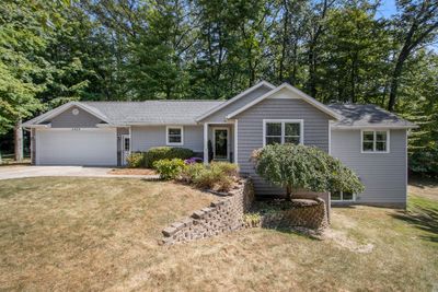 5429 Autumn Court, House other with 4 bedrooms, 3 bathrooms and null parking in Kalamazoo MI | Image 2