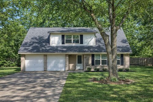 101 Gladiola St, Lake Jackson, TX, 77566-4702 | Card Image