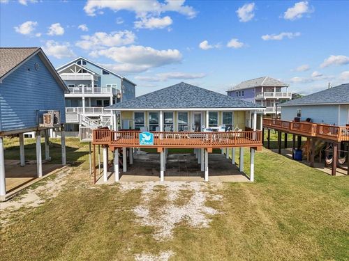 1002 Beach Dr, Surfside Beach, TX, 77541-9449 | Card Image