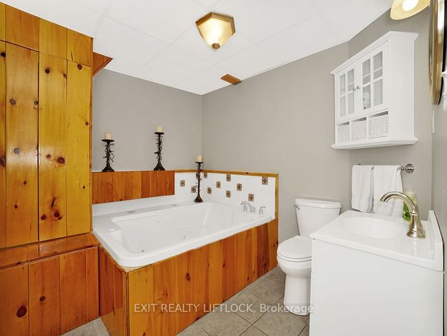 5137 Boundary Rd, House other with 6 bedrooms, 5 bathrooms and 10 parking in Bewdley ON | Image 15