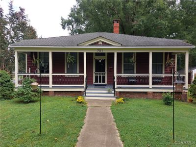 701 Conduit Road, House other with 3 bedrooms, 2 bathrooms and null parking in Colonial Heights VA | Image 1