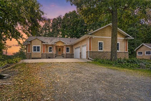9840 Pine Shores Dr, Pine City, MN, 55063-4574 | Card Image