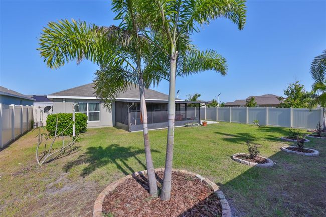16704 Sunburst Lake St, House other with 3 bedrooms, 2 bathrooms and null parking in WIMAUMA FL | Image 22
