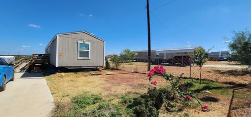 173 Pleasant, Eagle Pass, TX, 78852-2425 | Card Image