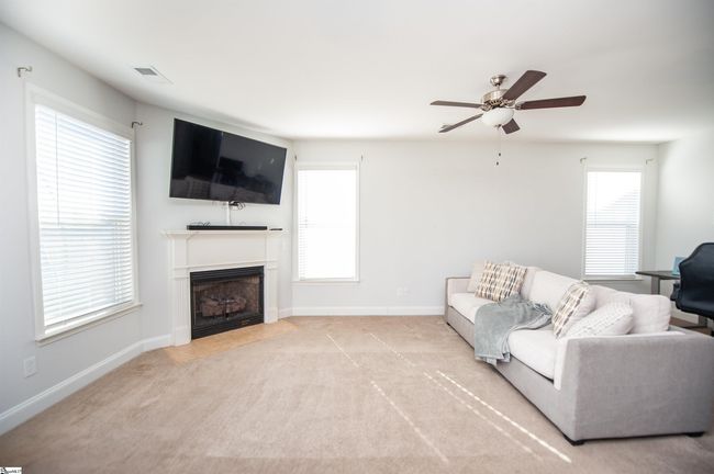 920 Ravenfield Dr, House other with 4 bedrooms, 3 bathrooms and 2 parking in Duncan SC | Image 14