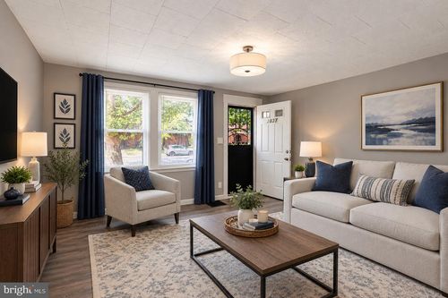2837 Round Rd, BALTIMORE, MD, 21225-1302 | Card Image