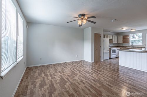 3526 17th Way Se, Olympia, WA, 98501-2936 | Card Image