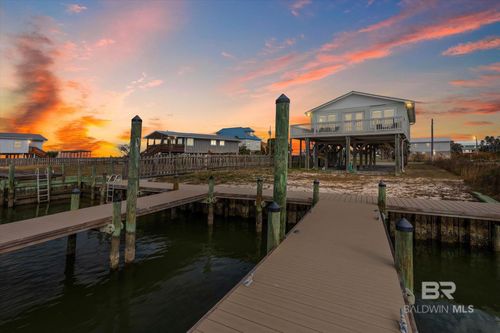 2423 Choctaw Rd, Gulf Shores, AL, 36542-8015 | Card Image