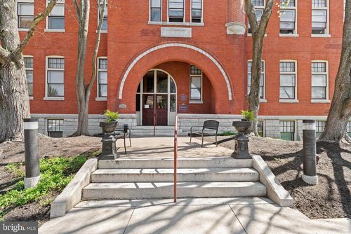 apt-218-133 W Locust St, MECHANICSBURG, PA, 17055-6364 | Card Image