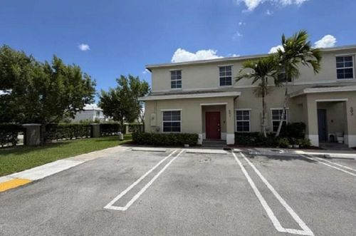 597 Ne 5th Pl, Florida City, FL, 33034-3288 | Card Image