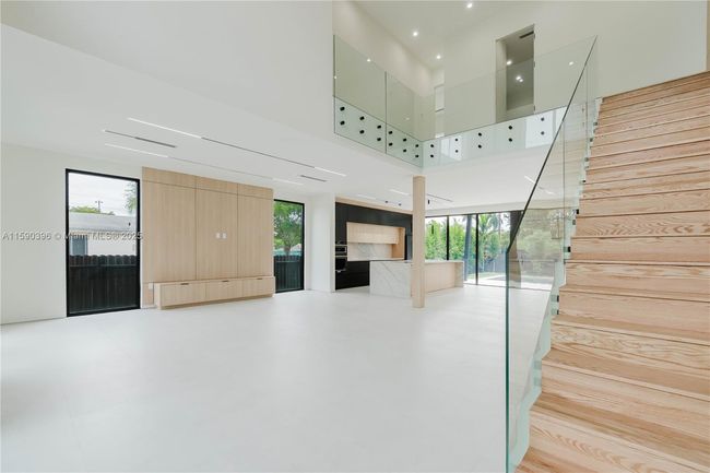 549 East Dr, House other with 4 bedrooms, 4 bathrooms and null parking in Miami Springs FL | Image 9