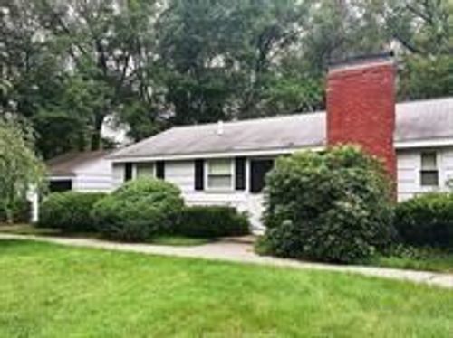 15 Walsh Rd, Bedford, MA, 01730-2222 | Card Image