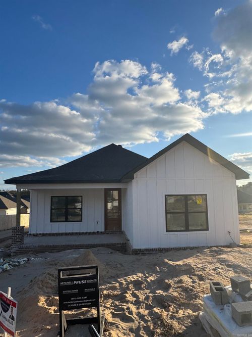 501 Court St, Bryant, AR, 72022 | Card Image