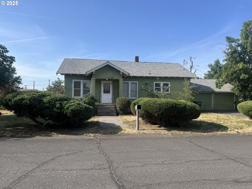 103 Nw 10th Ave, Milton-Freewater, OR, 97862-1607 | Card Image