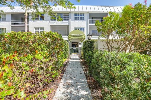 apt-208-72 7th St S, NAPLES, FL, 34102-6136 | Card Image