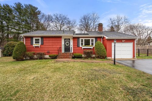 34 Betten Ct, Franklin, MA, 02038-2644 | Card Image