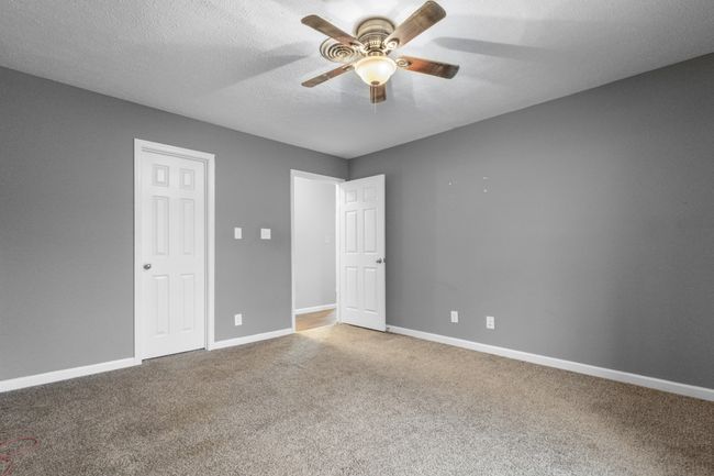 660 Artic Ave, House other with 3 bedrooms, 2 bathrooms and 3 parking in Oak Grove KY | Image 9