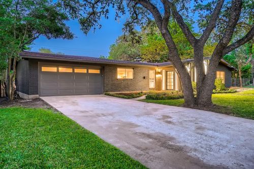 5325 Western Hills Dr, Austin, TX, 78731-4852 | Card Image