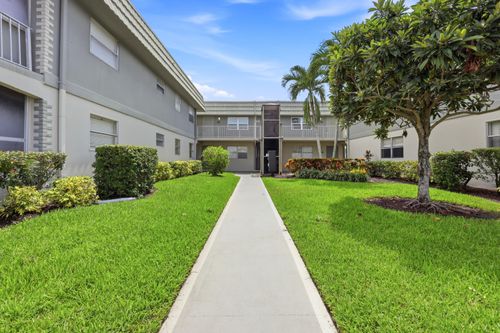91 Flanders B, Delray Beach, FL, 33484-5217 | Card Image