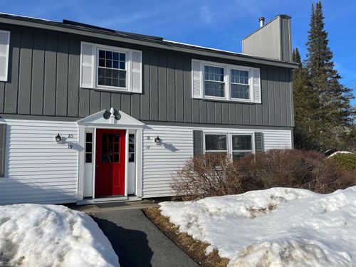 18 Candlelight Ter, White River Junction, VT, 05001-2408 | Card Image